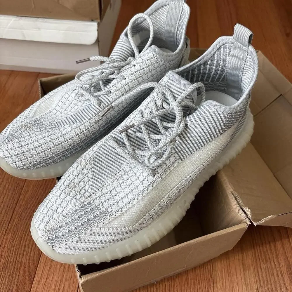 Men's grey white Trainers